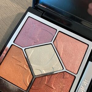Dior quad 833 pastel glow